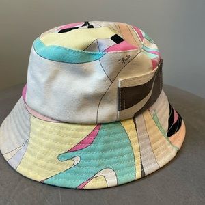 Pucci bucket hat